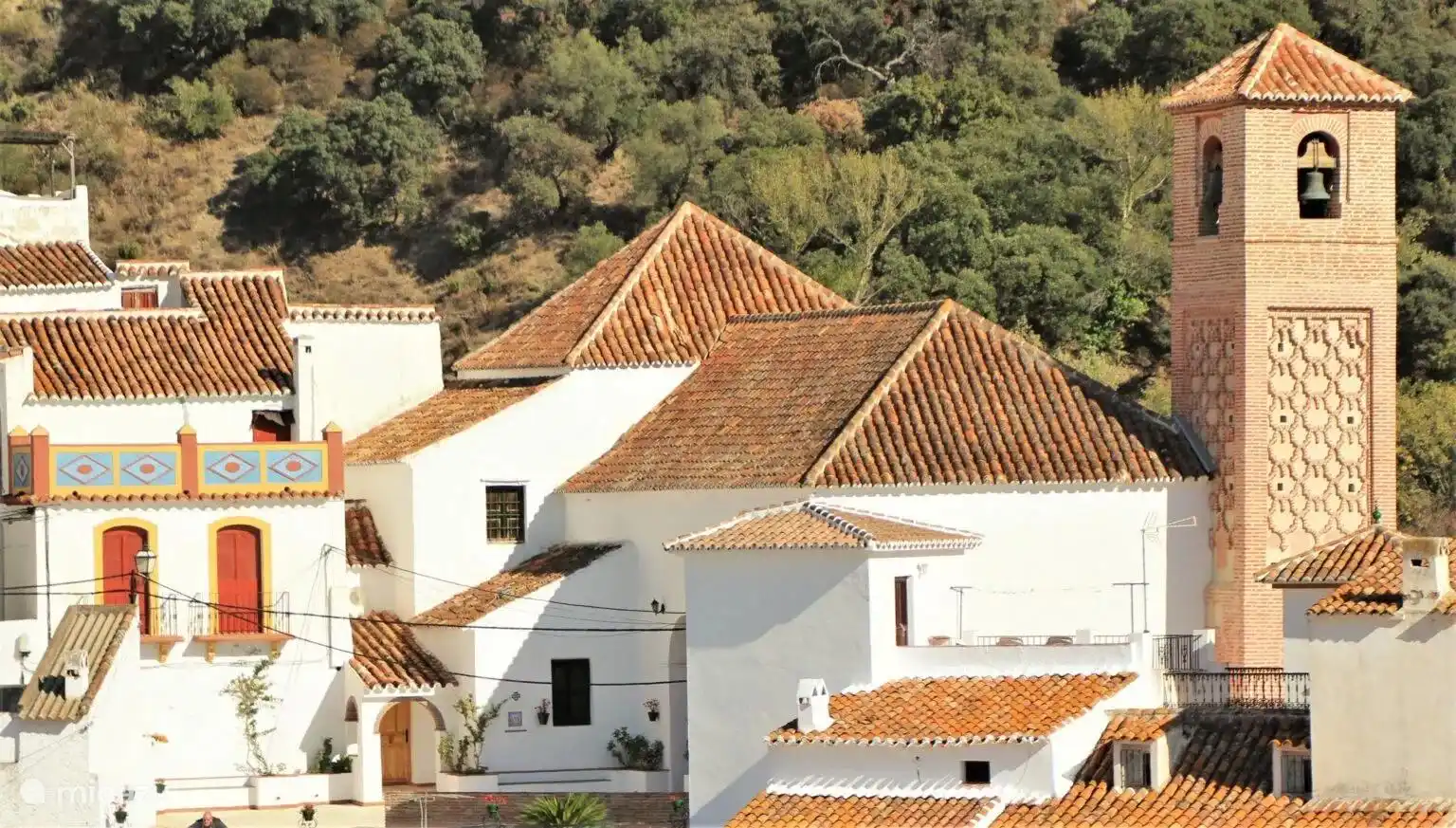 Le village de Salares