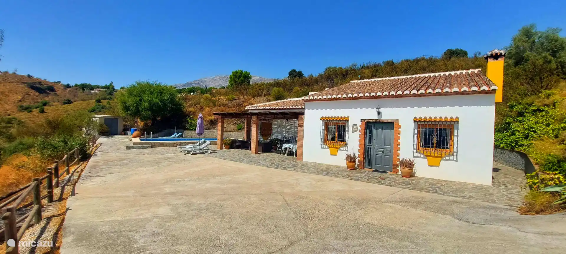 La villa - extérieur