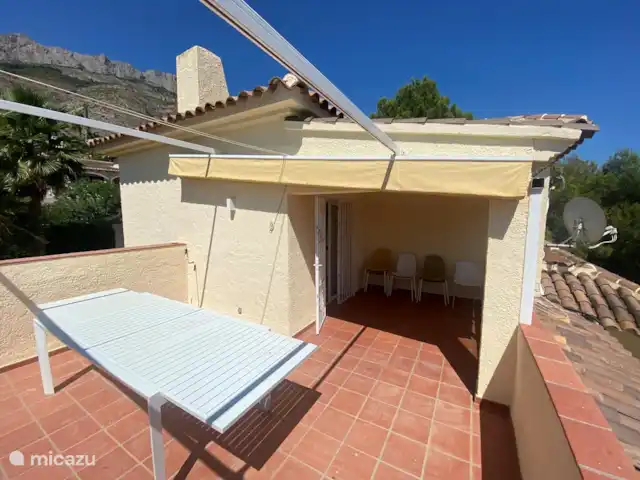 villa en España, Costa Blanca, Altea – Villa Elistha Terraza al salón