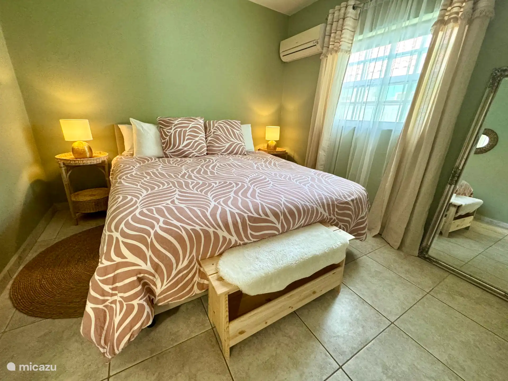2e slaapkamer met Kingsize bed
