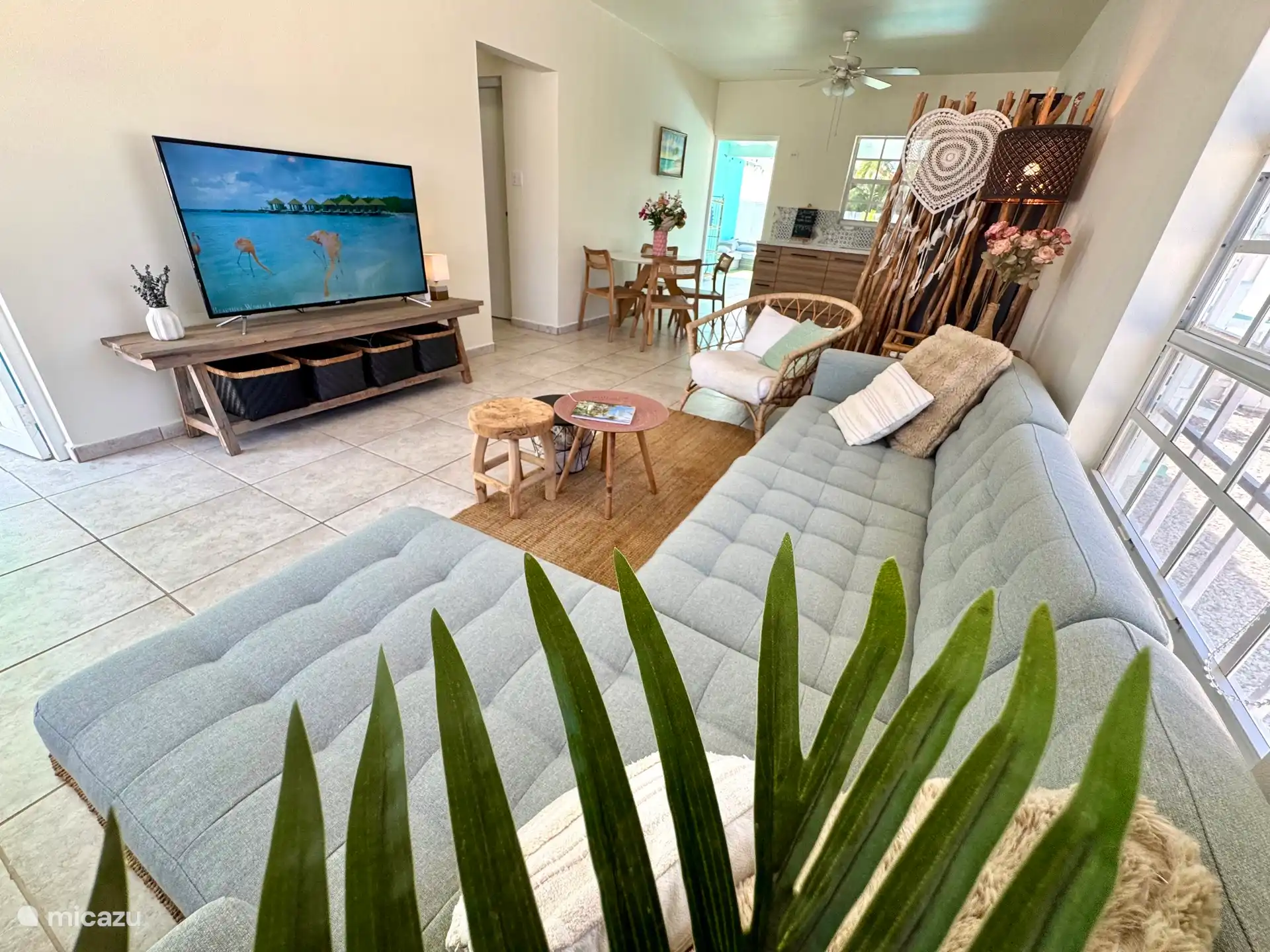 Woonkamer met smart tv