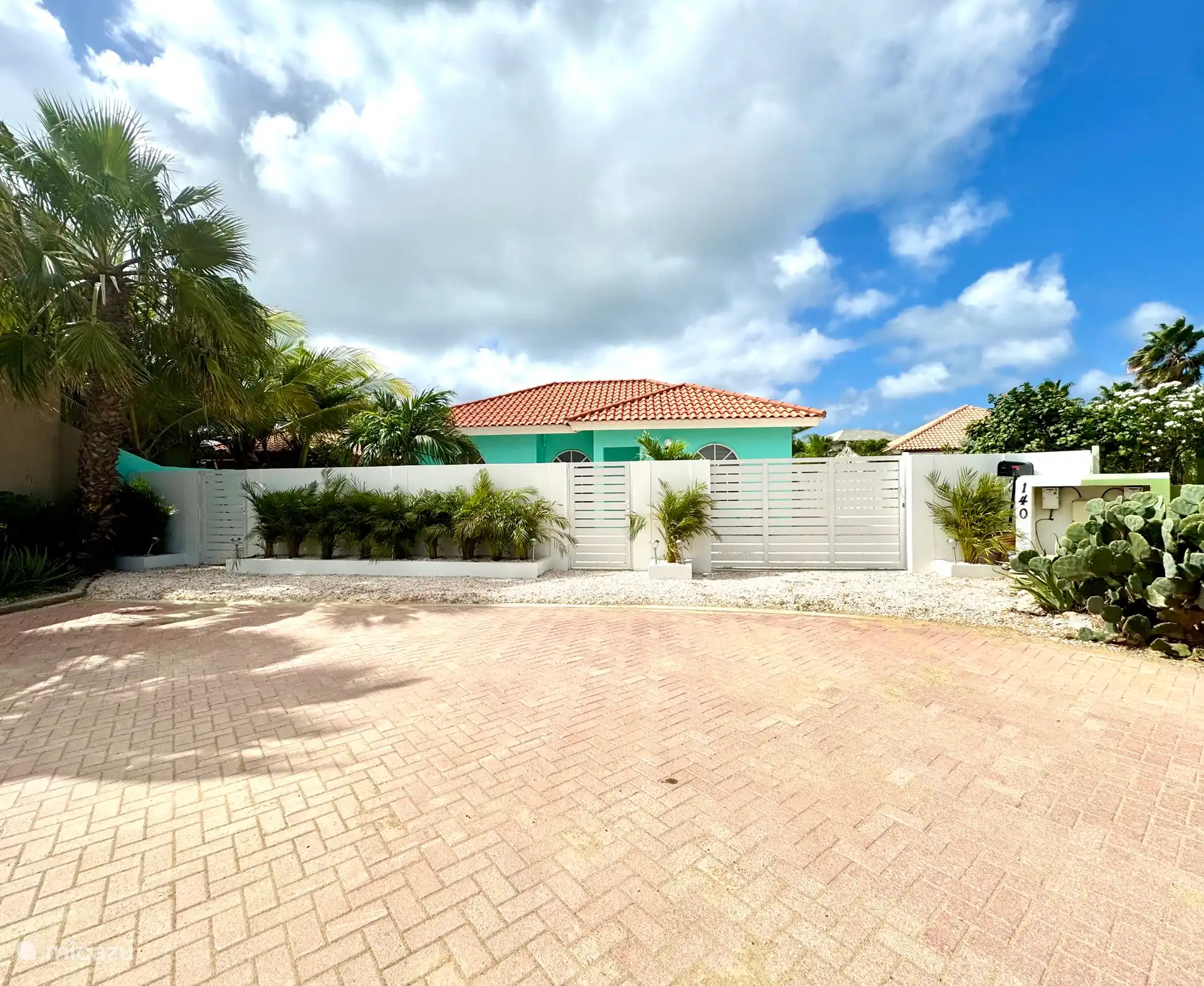 Het vooraanzicht van Casa Sunshine