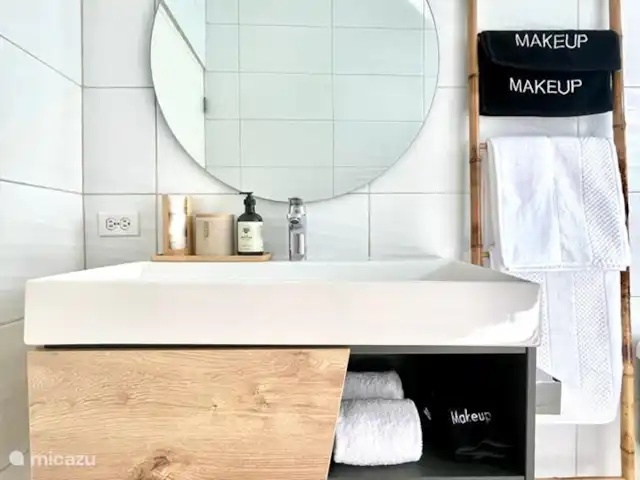 Casa Sunshine Aruba | Aruba, Oranjestad, Oranjestad - maison de vacances Savon pour les mains à l'Aloe Vera, disques de coton et bâtonnets de coton