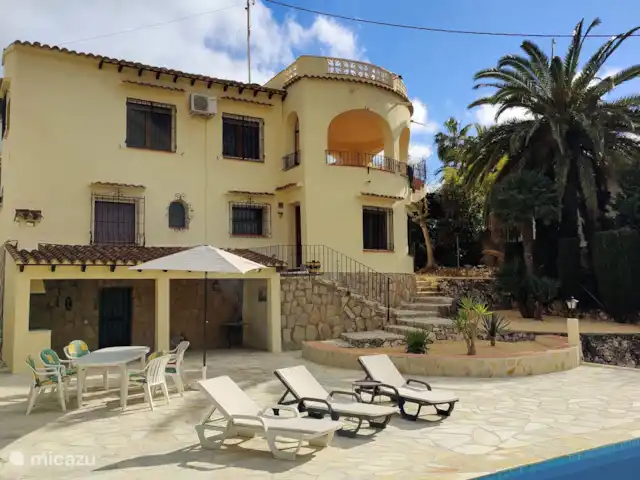 Villa Marymonte | Espagne, Costa Blanca, Benissa - villa Terrasse avec salon de jardin, parasol et transats