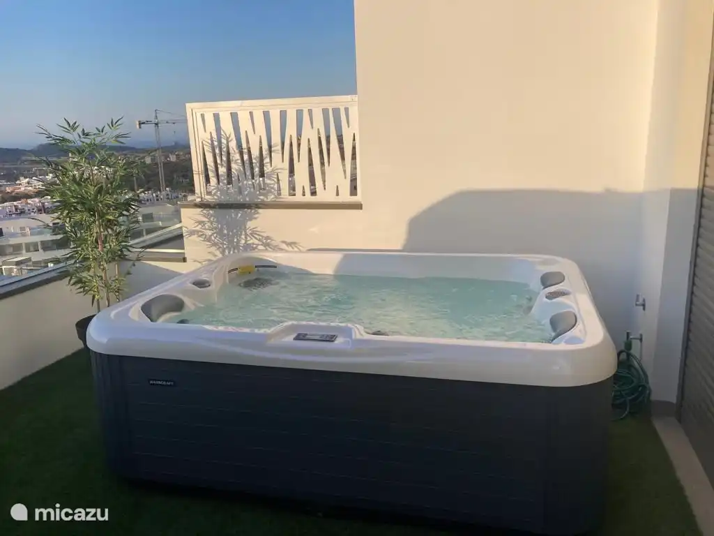 Seascape with jacuzzi in Spain, Costa Blanca, Finestrat - Apartment