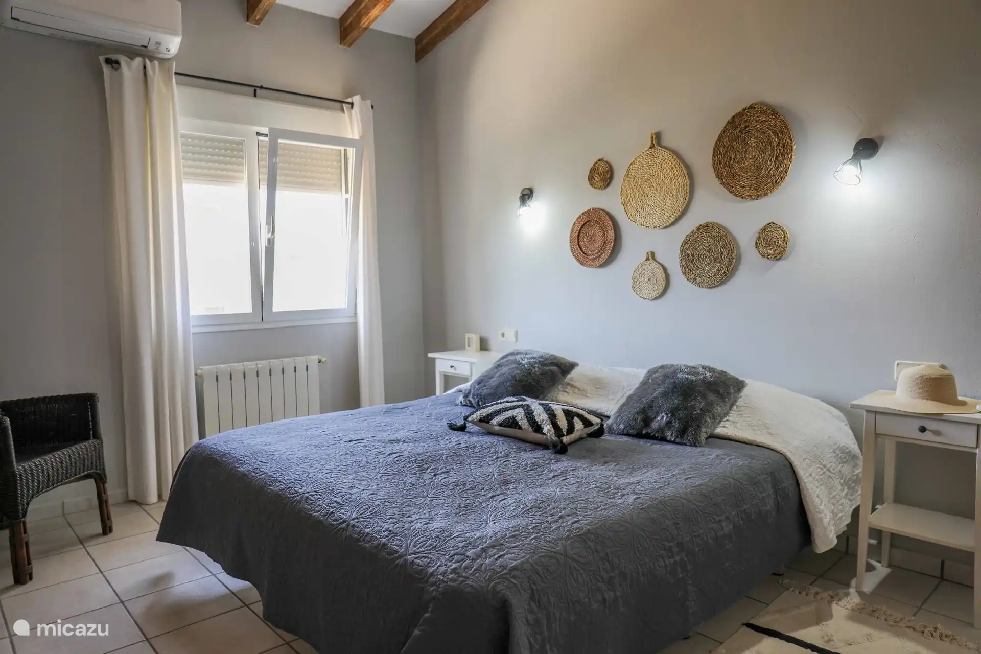 Bedroom with double bed