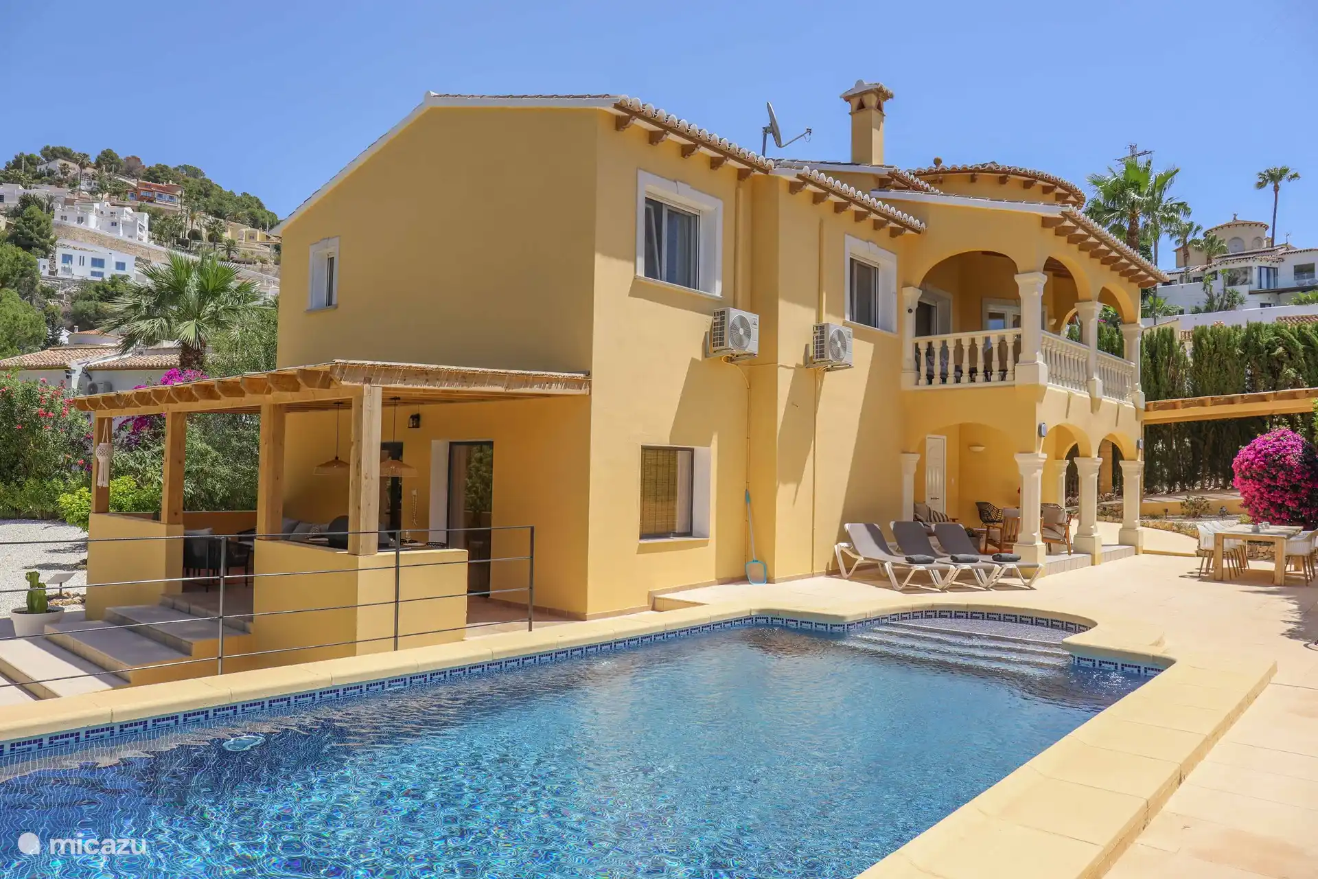 The private swimming pool