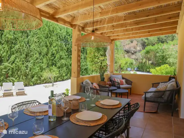 Maison de Las Ranas | Espagne, Costa Blanca, Benissa - villa Salon confortable à l’extérieur et table à manger