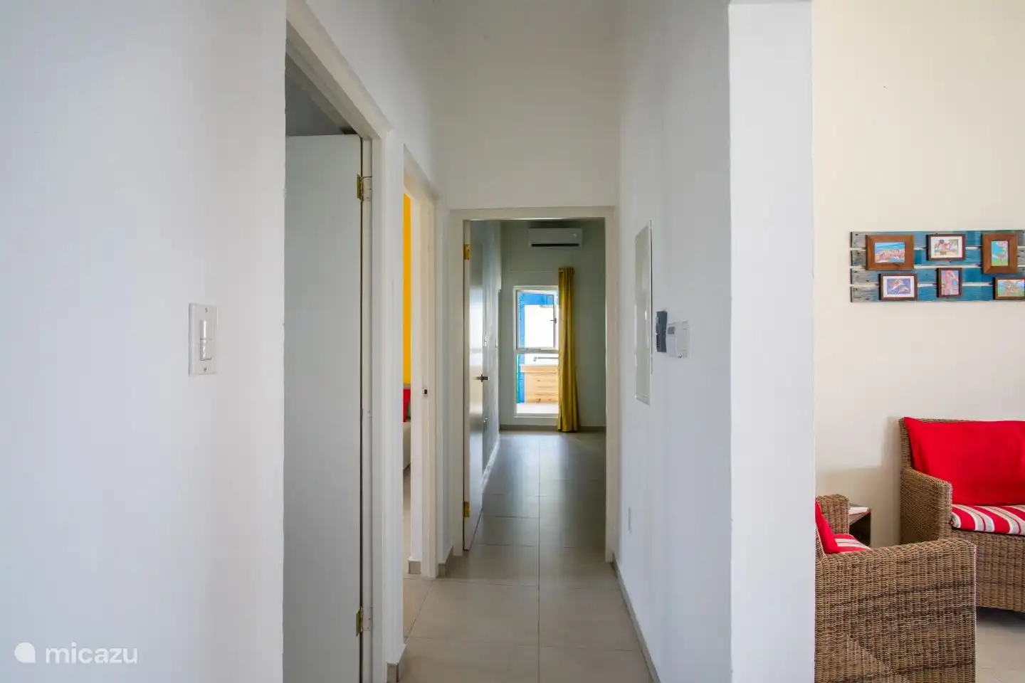 Der Flur zu den Schlafzimmern