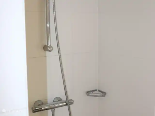 Location de Vacances Pays-Bas, Overijssel, IJhorst, maison de vacances - Les Montagnes Blanches 65 Douche à l'italienne.