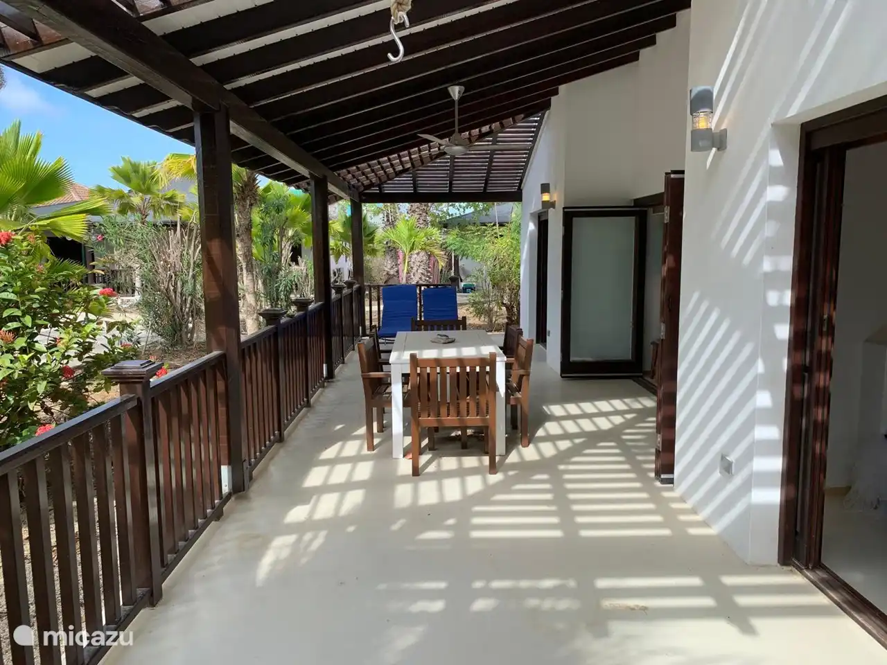 Lo más importante en Bonaire es que tu porche esté bien al viento, ¡para que siempre sea agradable!