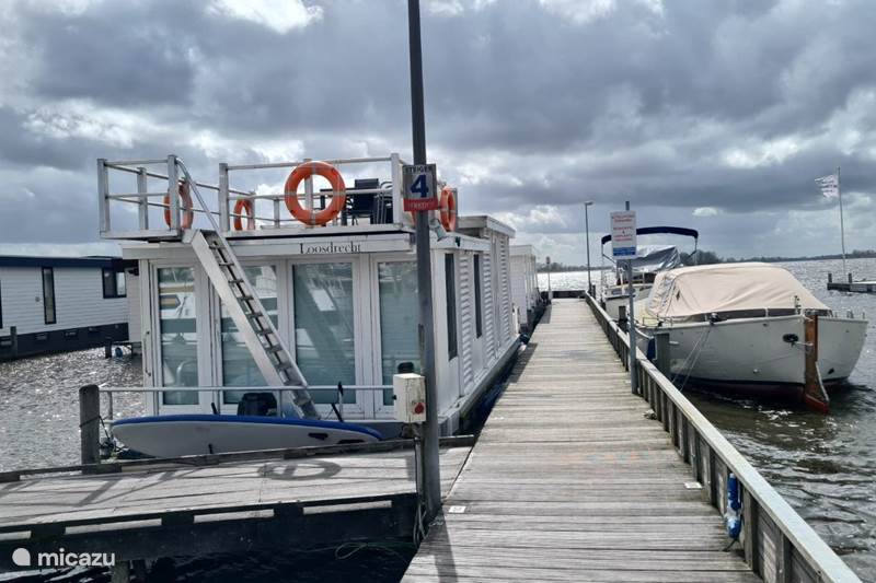 Vakantiehuis Nederland, Noord-Holland, Loosdrecht Camper / Jacht / Woonboot Houseboat op de Loosdrechtse Plassen