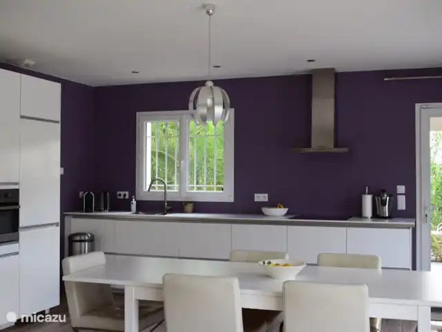 Villa Oliandre grande piscine au sel | France, Côte d'Azur, Le Plan-de-la-Tour - villa cuisine