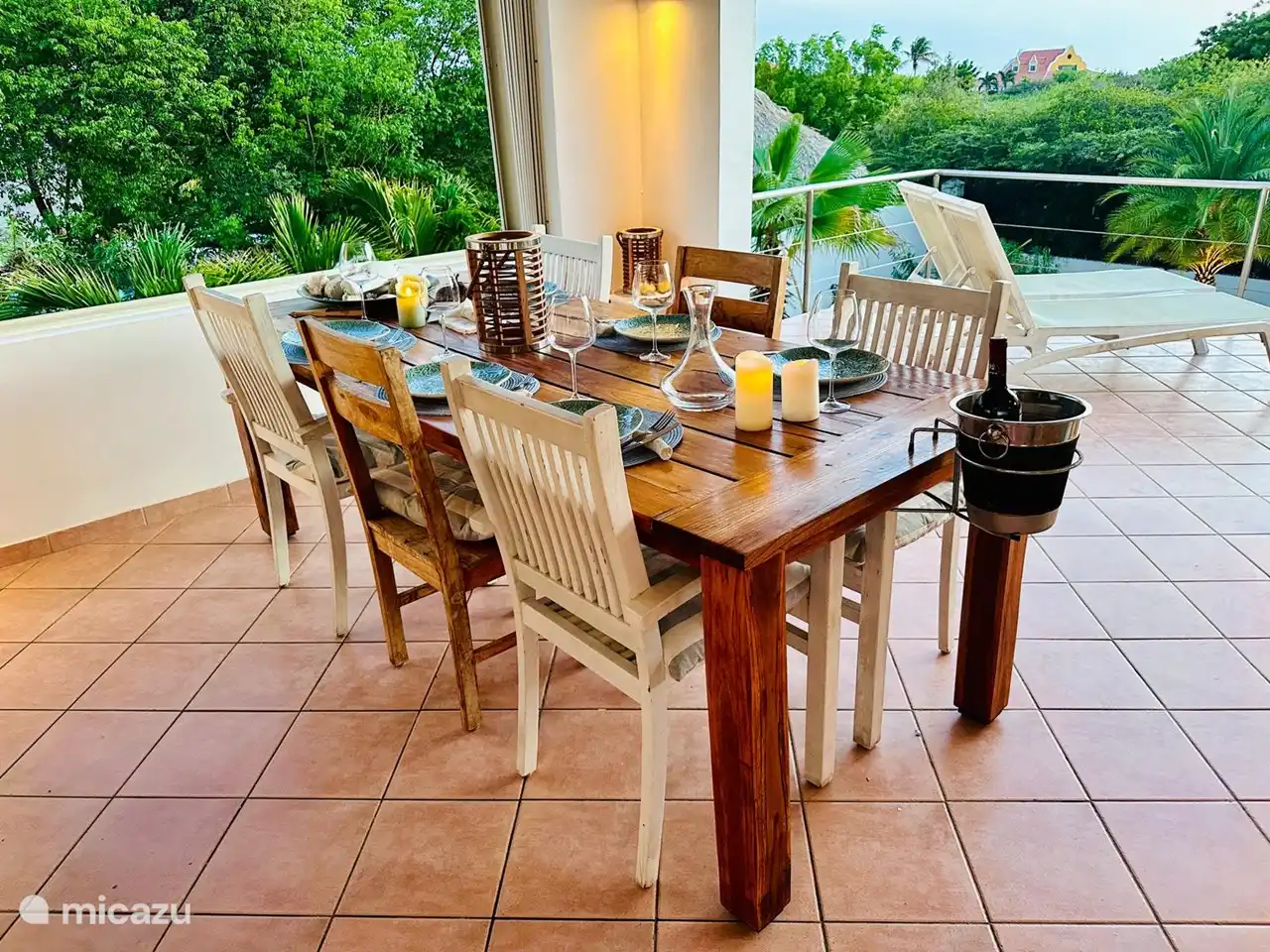 Would you like to dine outside and is there a spontaneous tropical storm? you'll be nice and dry!