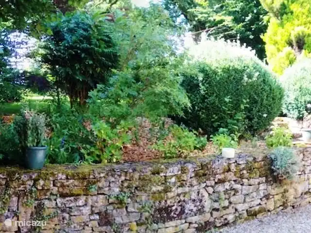Cottage Landlust | France, Nièvre, Authiou - gîte / cottage jardin