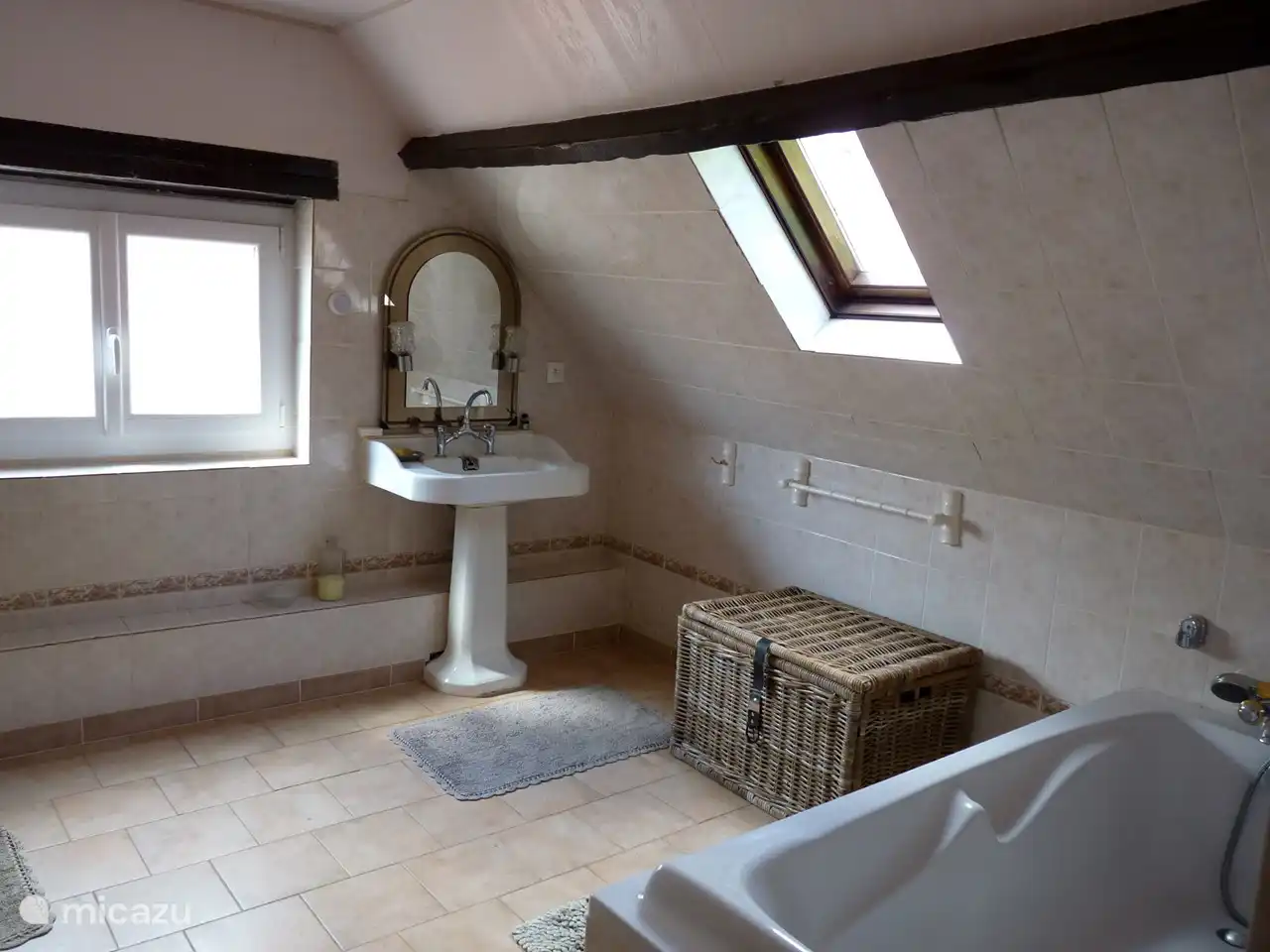 bathroom upstairs