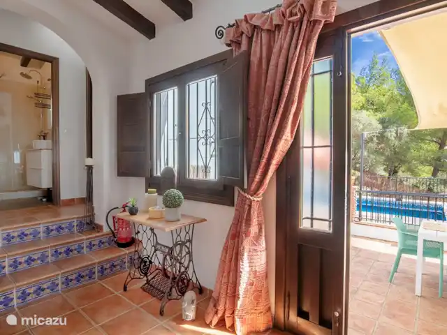 villa huren in Spanje, Andalusië, Cómpeta – Casa Rey Landelijk Ingang villa