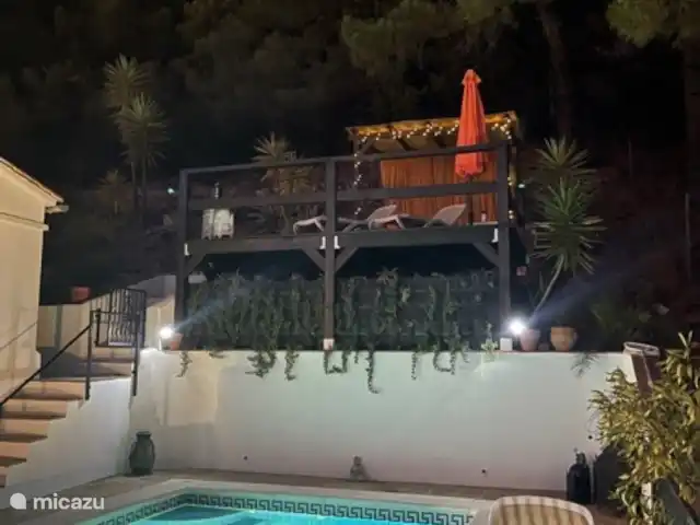 villa huren in Spanje, Andalusië, Cómpeta – Casa Rey Landelijk Zwembad en zonneterras 's nachts