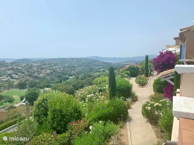 Location de Vacances France, Côte d'Azur, Sainte-Maxime, appartement - Le Grand Cap, Romarin Location de Vacances France, Côte d'Azur, Sainte-Maxime, appartement - Le Grand Cap, Romarin