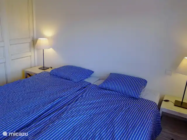 Location de Vacances France, Côte d'Azur, Sainte-Maxime, appartement - Le Grand Cap, Romarin chambre avec placards