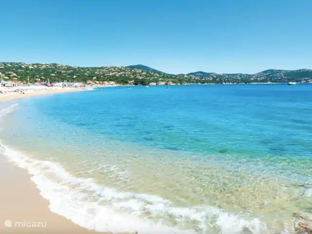 Location de Vacances France, Côte d'Azur, Sainte-Maxime, appartement - Le Grand Cap, Romarin Les plages de sable sûres et propres de Sainte Maxime - La Nartelle, de grands espaces publics et aussi de nombreux bars de plage de votre choix