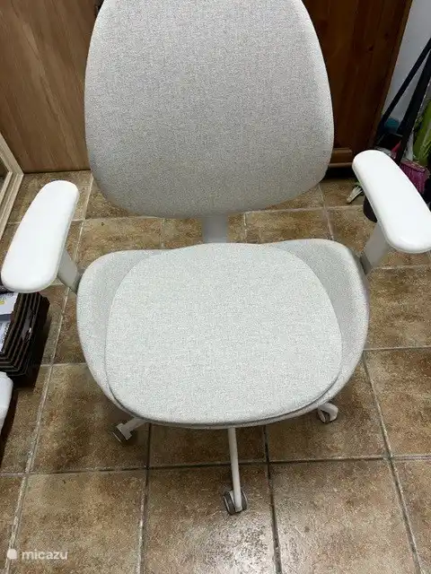 If you want to work during your stay, we will provide a comfortable office chair (on request!) 