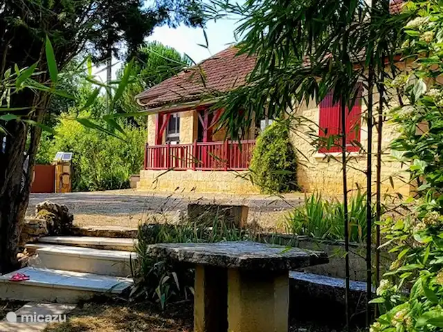 Laviganne huren in Frankrijk, Lot, Le Vigan - vakantiehuis Een zitje in de tuin