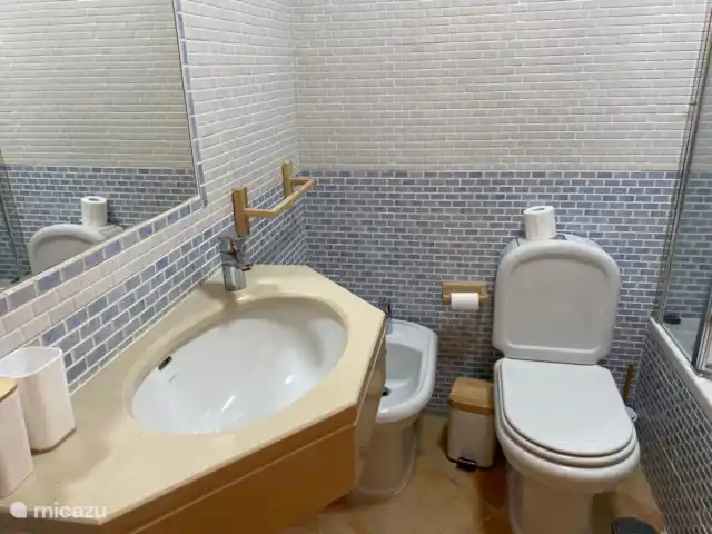Casa Cabanas Golf | Portugal, Algarve, Tavira - maison mitoyenne salle de bain premier étage