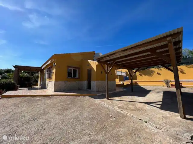 Casa Katarina | Espagne, Andalousie, Alcaucin - maison de vacances Carport devant la maison
