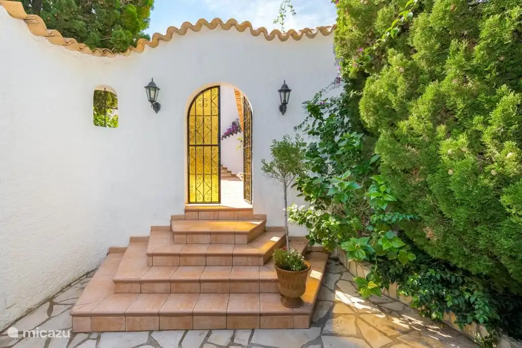 Eingang zum Ca La Mina, alles Privatsphäre