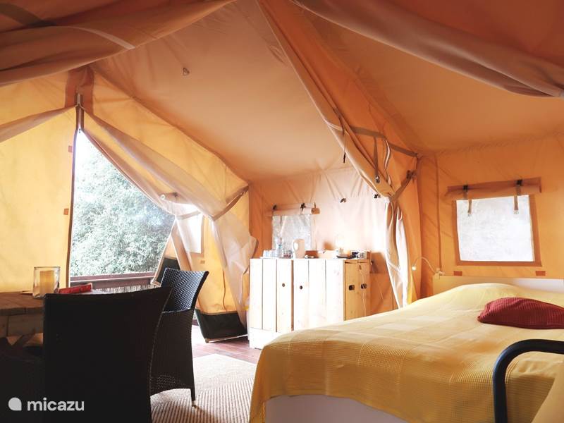 Casa vacacional España, Andalucía, Sayalonga Camping con glamour/Yurta/Tienda safari Campo Agave Glamping