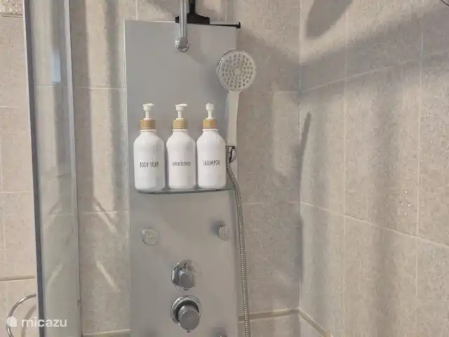 Vista al campo de golf - Casa Faja Lobi en España, Andalucía, Mijas - apartamento Ducha