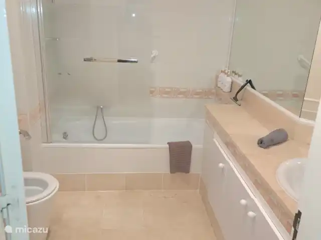 Vista al campo de golf - Casa Faja Lobi en España, Andalucía, Mijas - apartamento 2º baño