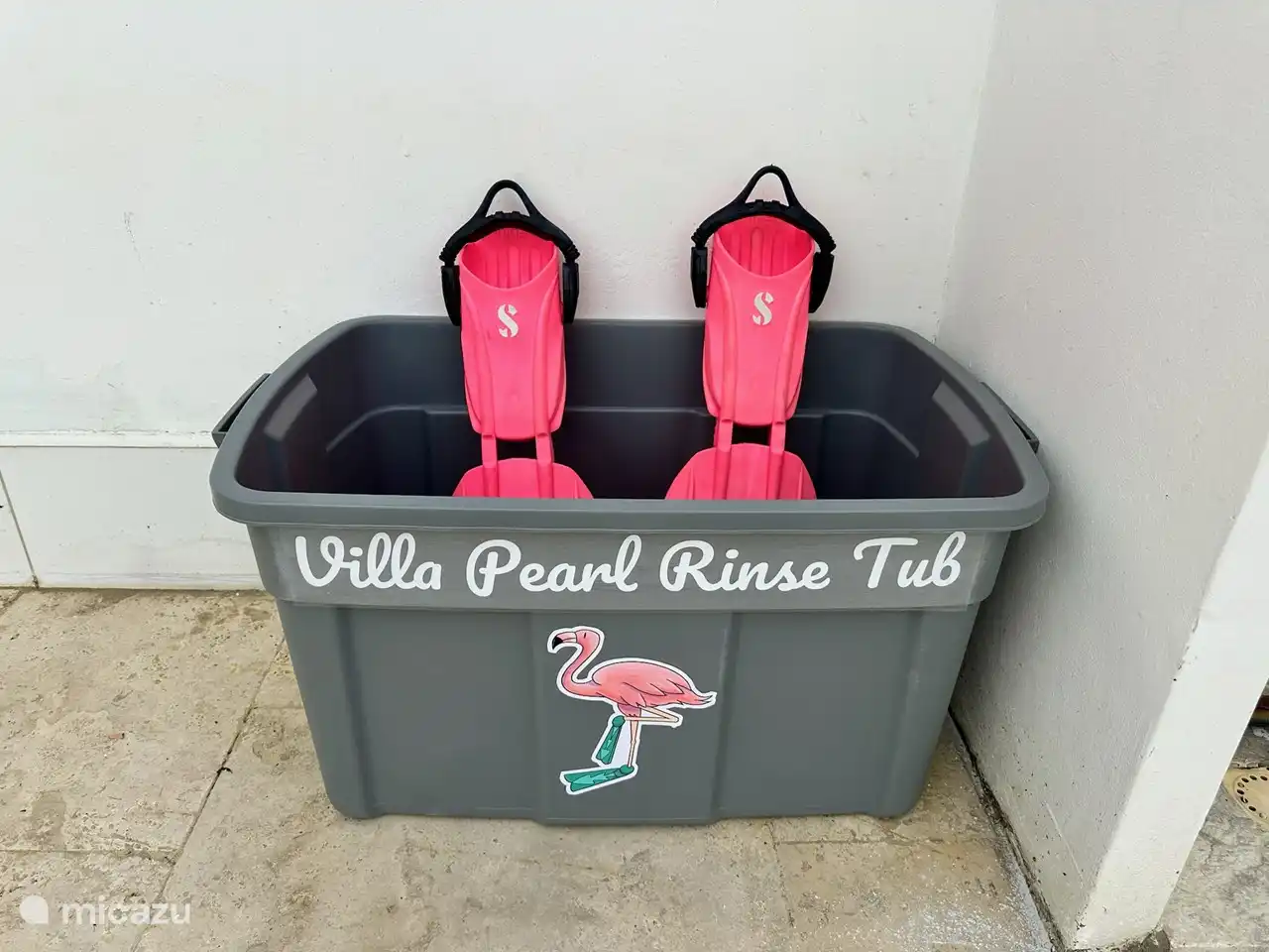 Rinse tub to help rinse of dive gear next to the outdoor shower