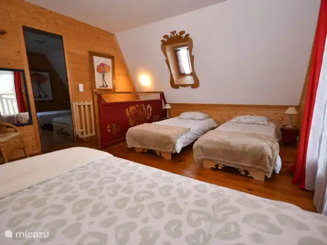 La dama blanca en Francia, Lot, Lavercantière - casa rural / cabaña Dormitorio 3