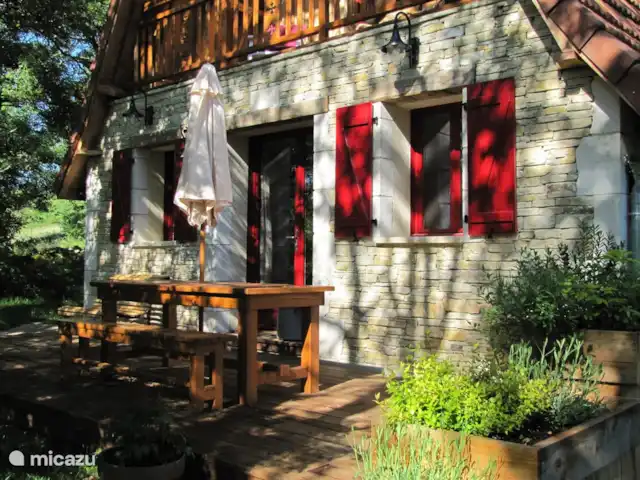 La dama blanca en Francia, Lot, Lavercantière - casa rural / cabaña terraza