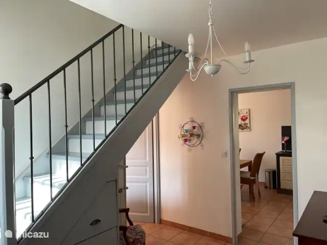 villa huren in Frankrijk, Vaucluse, Saint-Saturnin-lès-Apt – L'EDEN entreehal