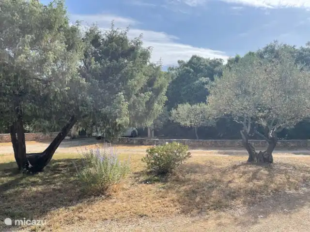 villa huren in Frankrijk, Vaucluse, Saint-Saturnin-lès-Apt – L'EDEN 2100 m2 gesloten terrein