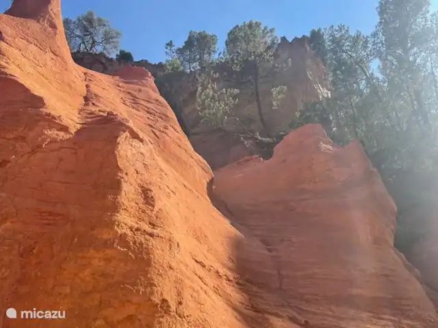 villa huren in Frankrijk, Vaucluse, Saint-Saturnin-lès-Apt – L'EDEN Roussillon okerpad