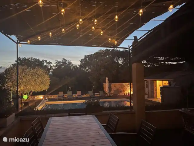 villa huren in Frankrijk, Vaucluse, Saint-Saturnin-lès-Apt – L'EDEN zoete avond