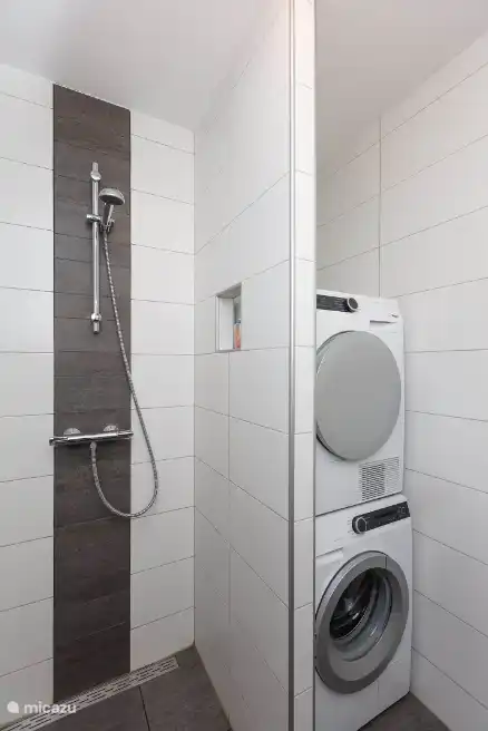 Kleines Badezimmer im Erdgeschoss