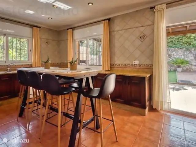 Costa Cabaña - Villa Alba | Espagne, Costa Brava, Lloret de Mar - villa La Villa Alba est située à quelques pas de la magnifique plage de Canyelles, idéale pour un séjour inoubliable !