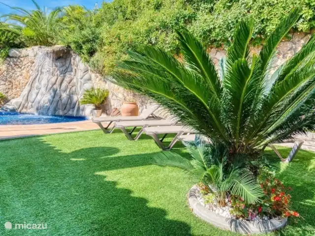 Costa Cabaña - Villa Alba | Espagne, Costa Brava, Lloret de Mar - villa La Villa Alba est située à quelques pas de la magnifique plage de Canyelles, idéale pour un séjour inoubliable !