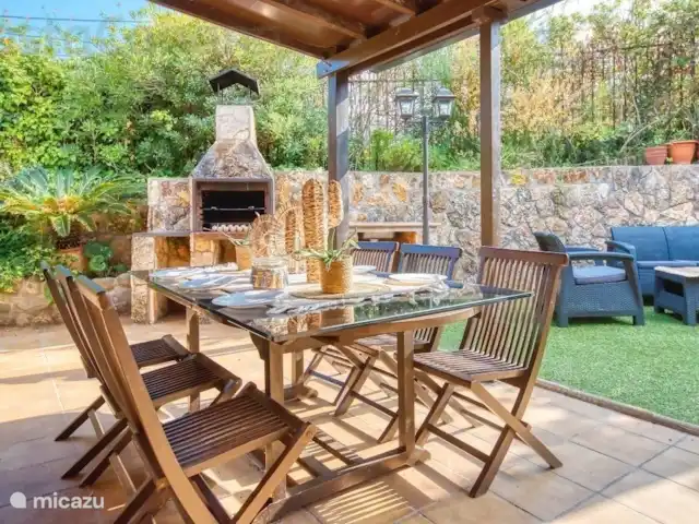 Costa Cabaña - Villa Alba | Espagne, Costa Brava, Lloret de Mar - villa La Villa Alba est située à quelques pas de la magnifique plage de Canyelles, idéale pour un séjour inoubliable !