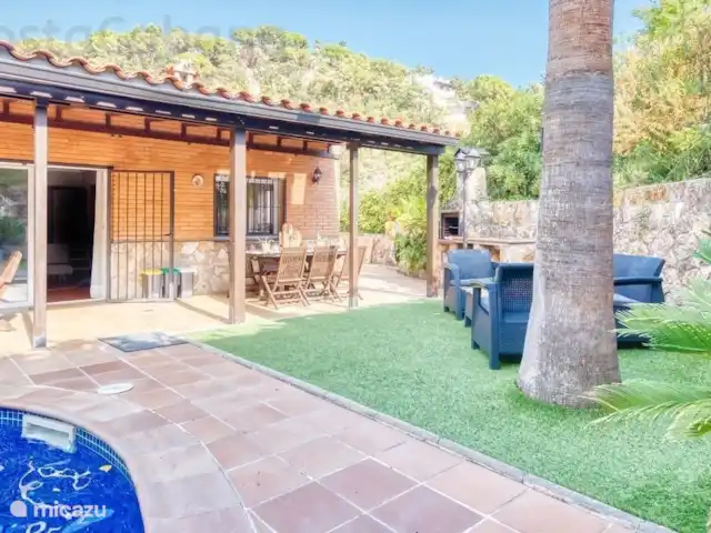 Costa Cabaña - Villa Alba | Espagne, Costa Brava, Lloret de Mar - villa La Villa Alba est située à quelques pas de la magnifique plage de Canyelles, idéale pour un séjour inoubliable !