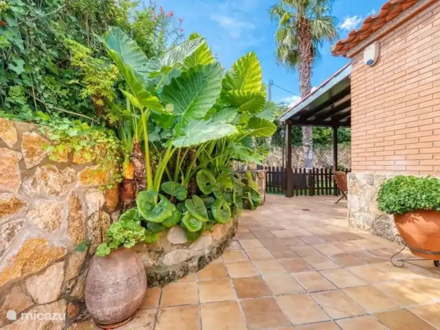 Costa Cabaña - Villa Alba | Espagne, Costa Brava, Lloret de Mar - villa La Villa Alba est située à quelques pas de la magnifique plage de Canyelles, idéale pour un séjour inoubliable !