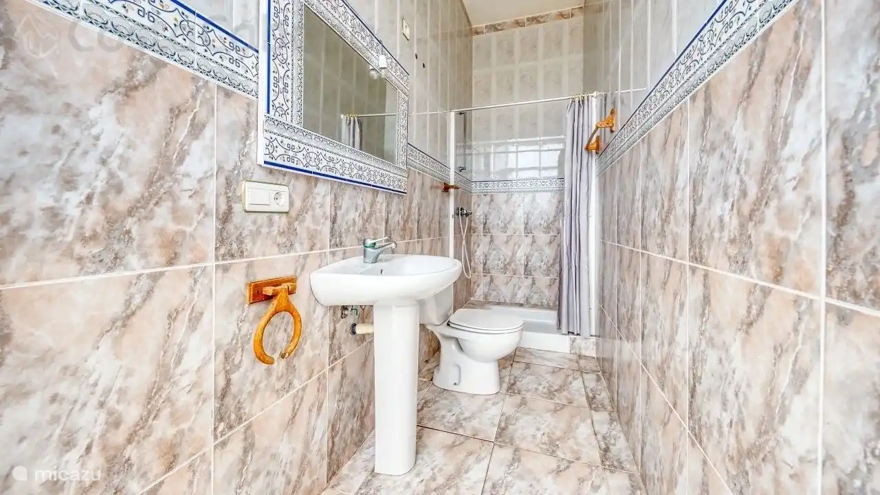 Wonderful private villa with stunning sea views and ideal for young people