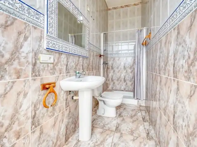 villa huren in Spanje, Costa Brava, Lloret de Mar – CostaCabana - Villa Sunrise Heerlijke privé villa met schitterend zeezicht en ideaal voor jongeren
