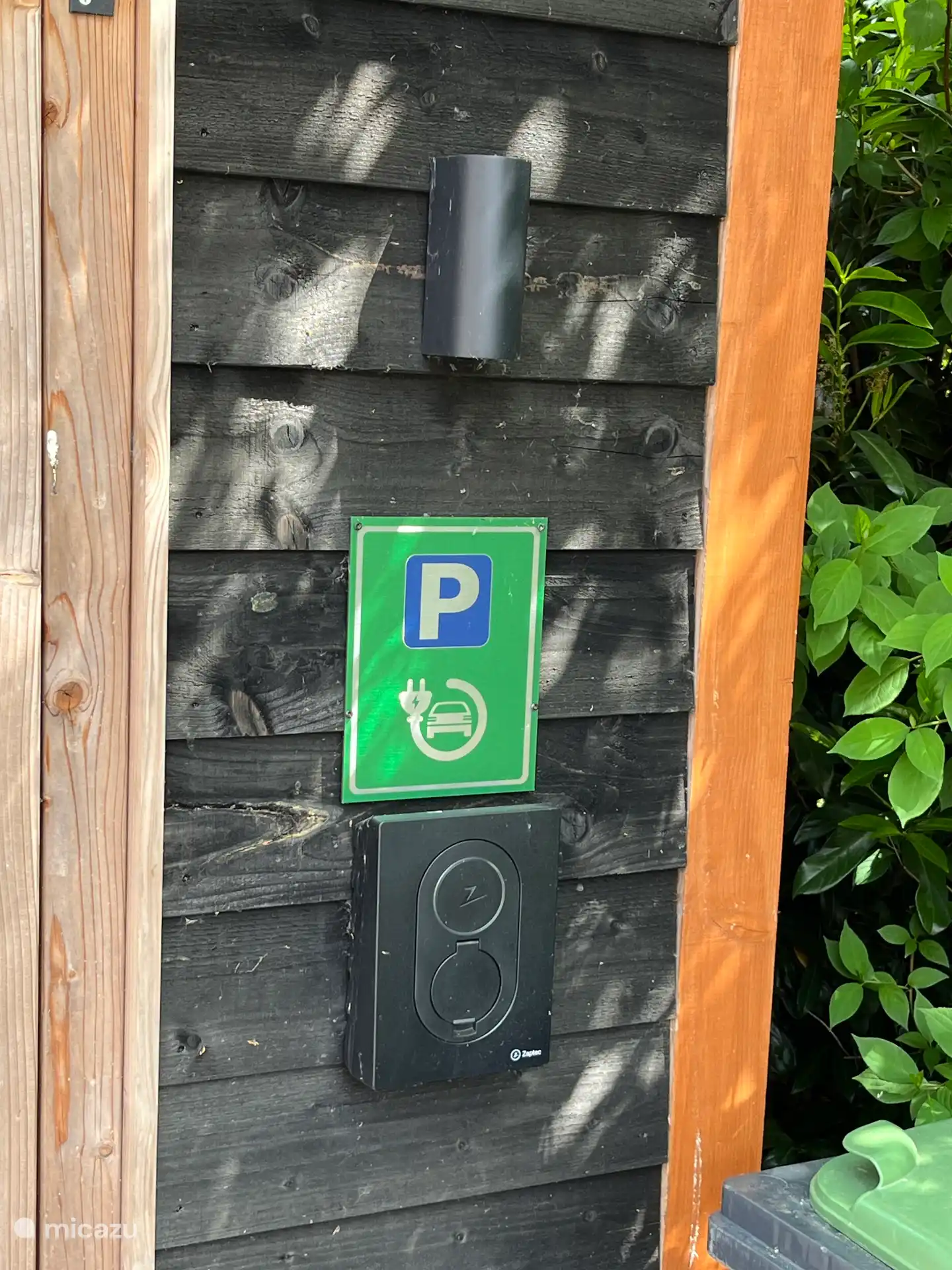 Elektrisch laadpunt voor auto's