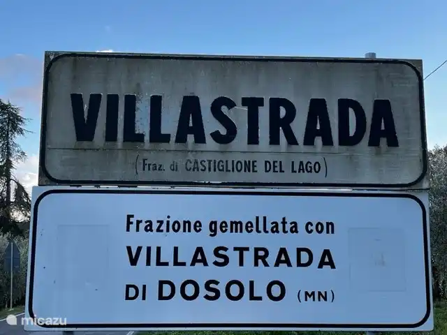 Fietsen, Italië, Umbrië, Castiglione Del Lago, appartement La Casa Terra Dei Sogni Het dorp waar wij gevestigd zijn